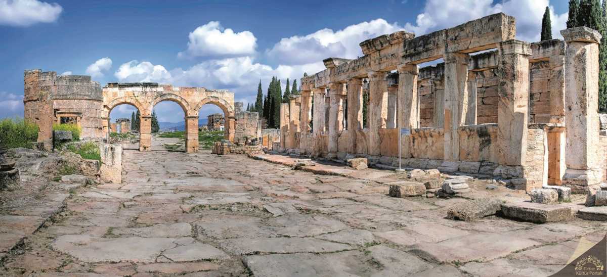 Pamukkale & Hierapolis Classic Tour